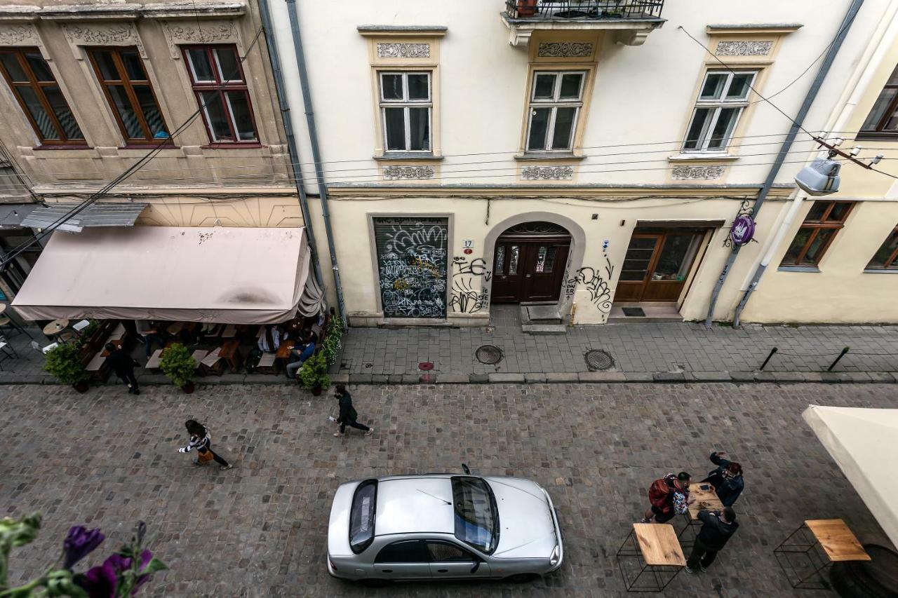 Central Apartments Rynok Lviv Buitenkant foto